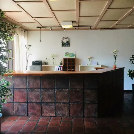 Gjestgiverier Relax Center *